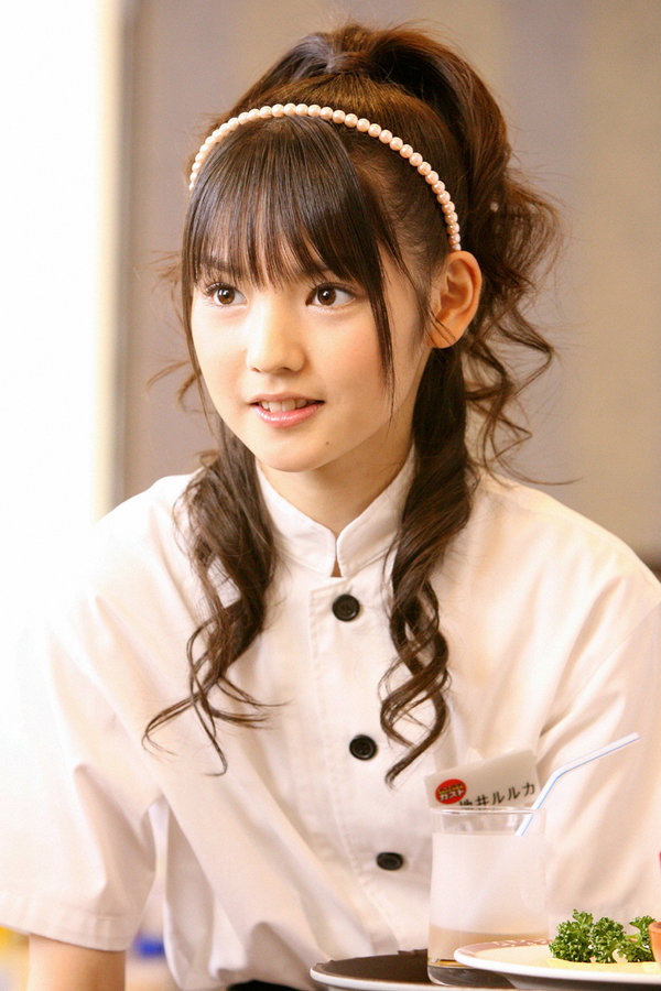 [Hello! Project Digital Books] No.056 Ai Takahashi 高橋 愛 + Eri Kamei 亀井絵里 [110P-120MB]