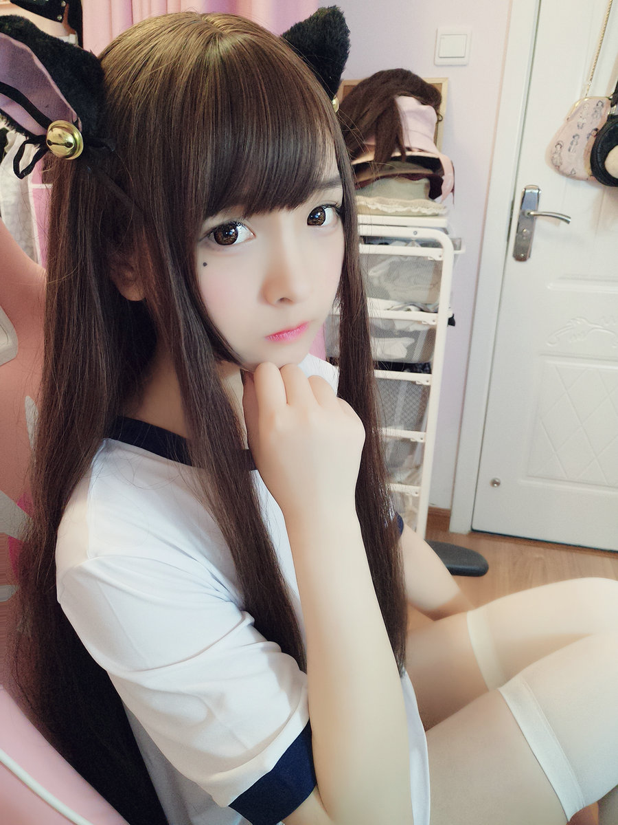 二次元美女古川kagura - 猫耳体操 [11P-37MB]