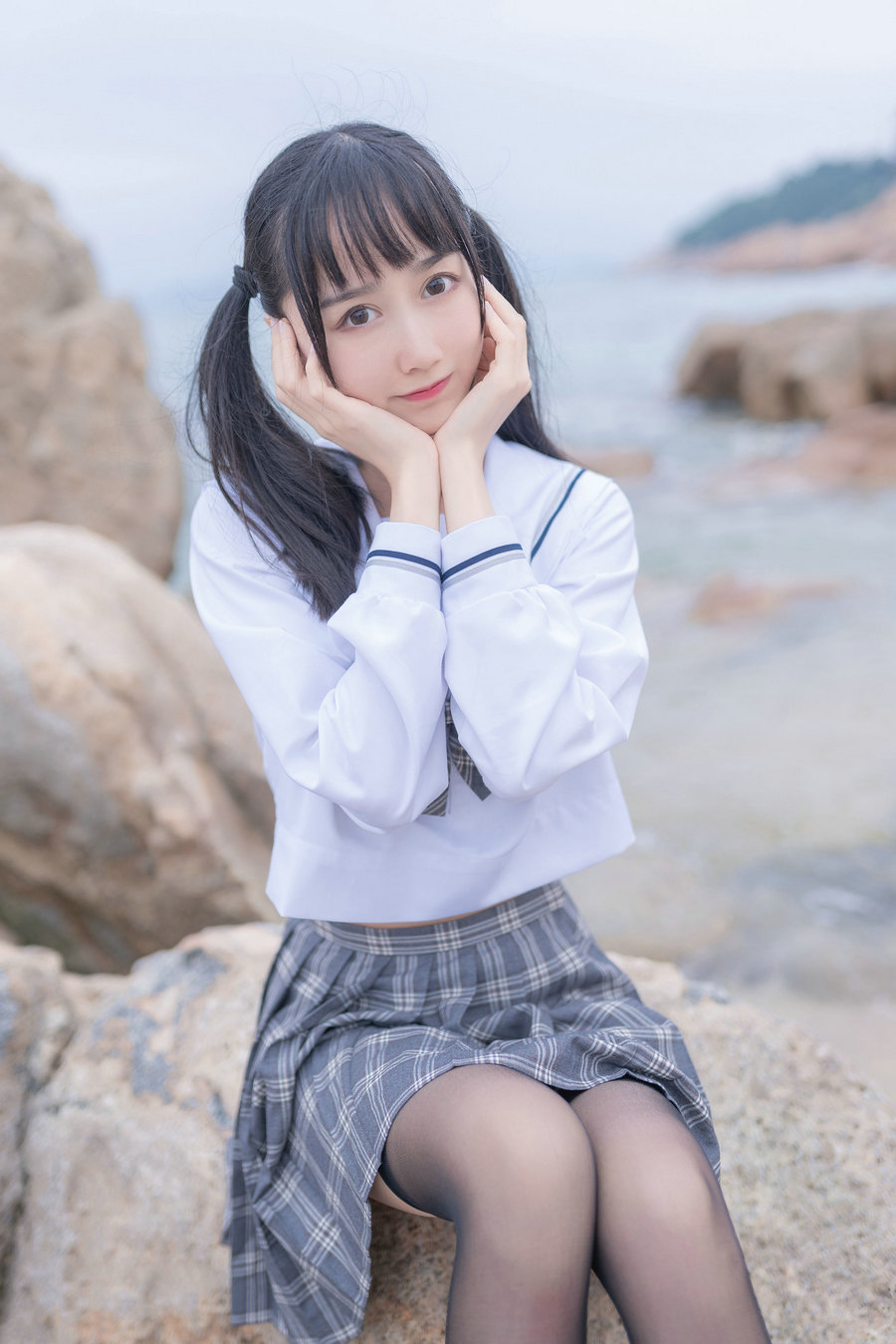 萌系小姐姐木绵绵OwO - 海边JK [40P-100MB]