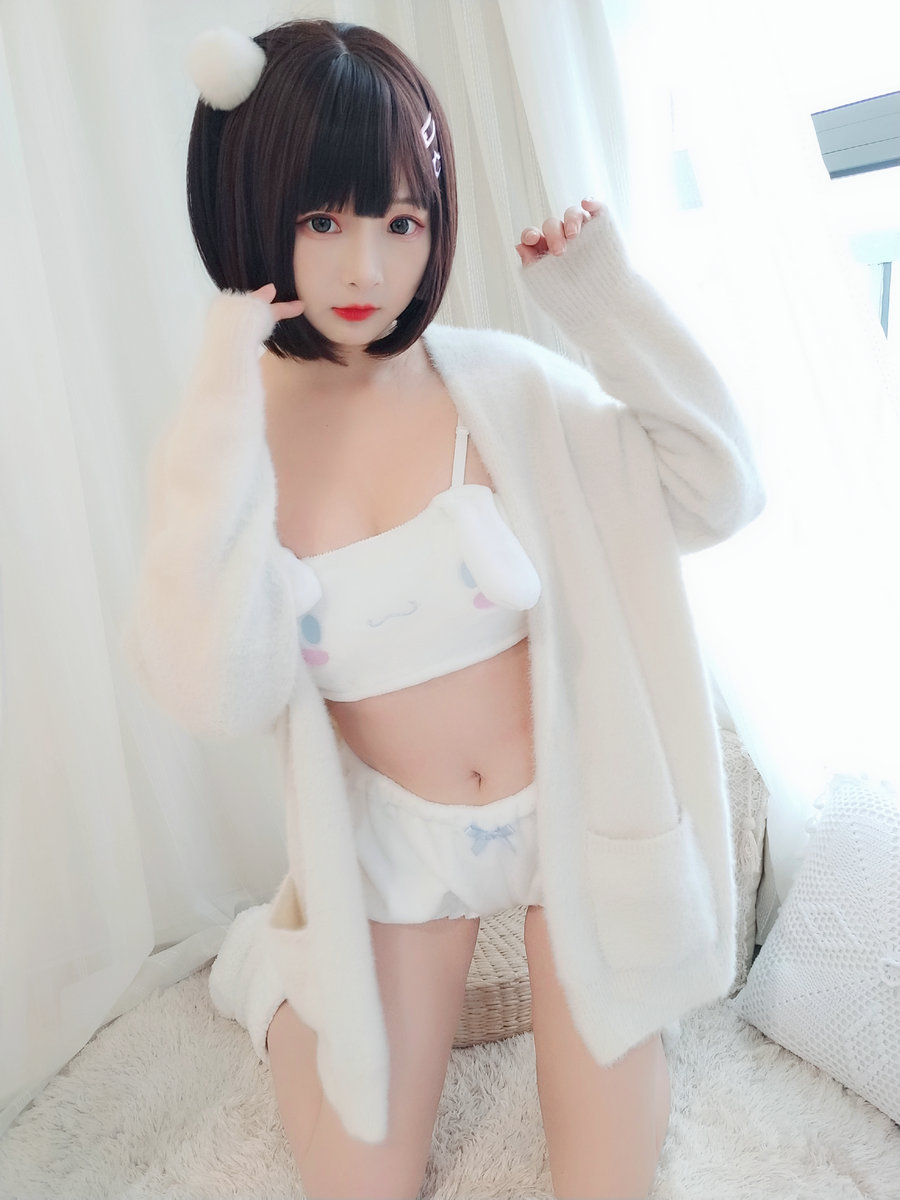 二次元美女古川kagura - 玉桂狗 [34P5V-208MB]