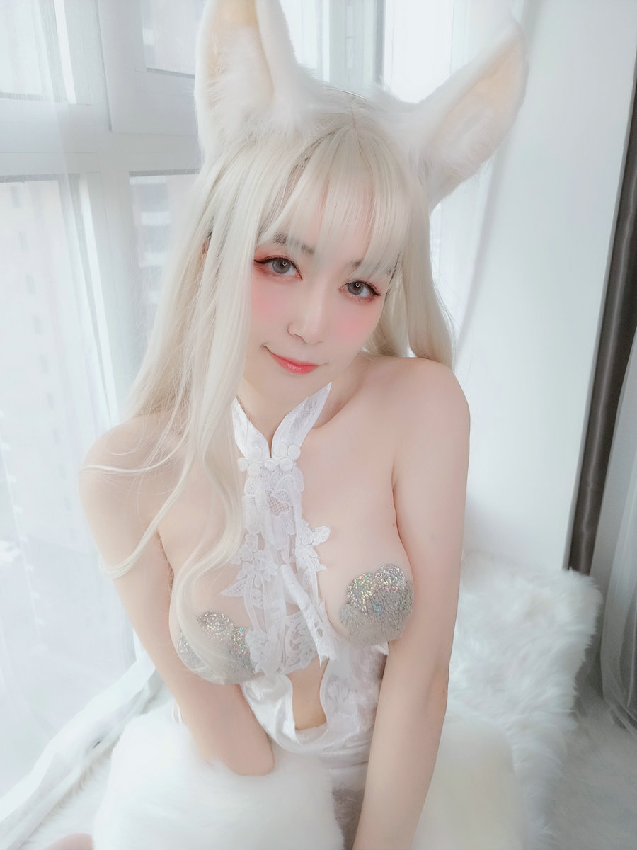 Coser小姐姐白银 - 白兔 [100P6V-683MB]