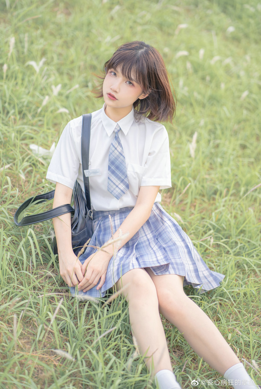 动漫博主阿了个fifi - JK日常 [17P-112MB]