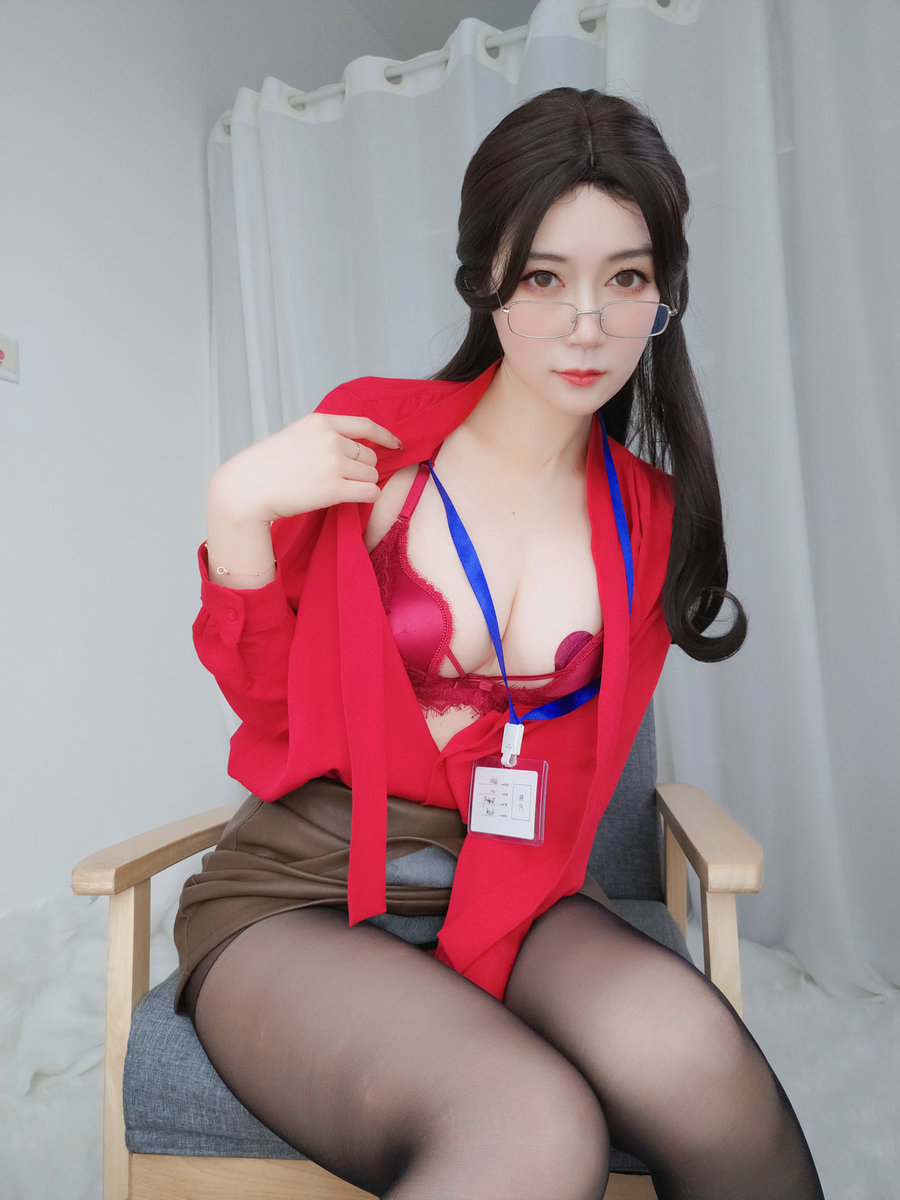 Coser小姐姐白银 - 新上任上司 [43P3V-317MB]