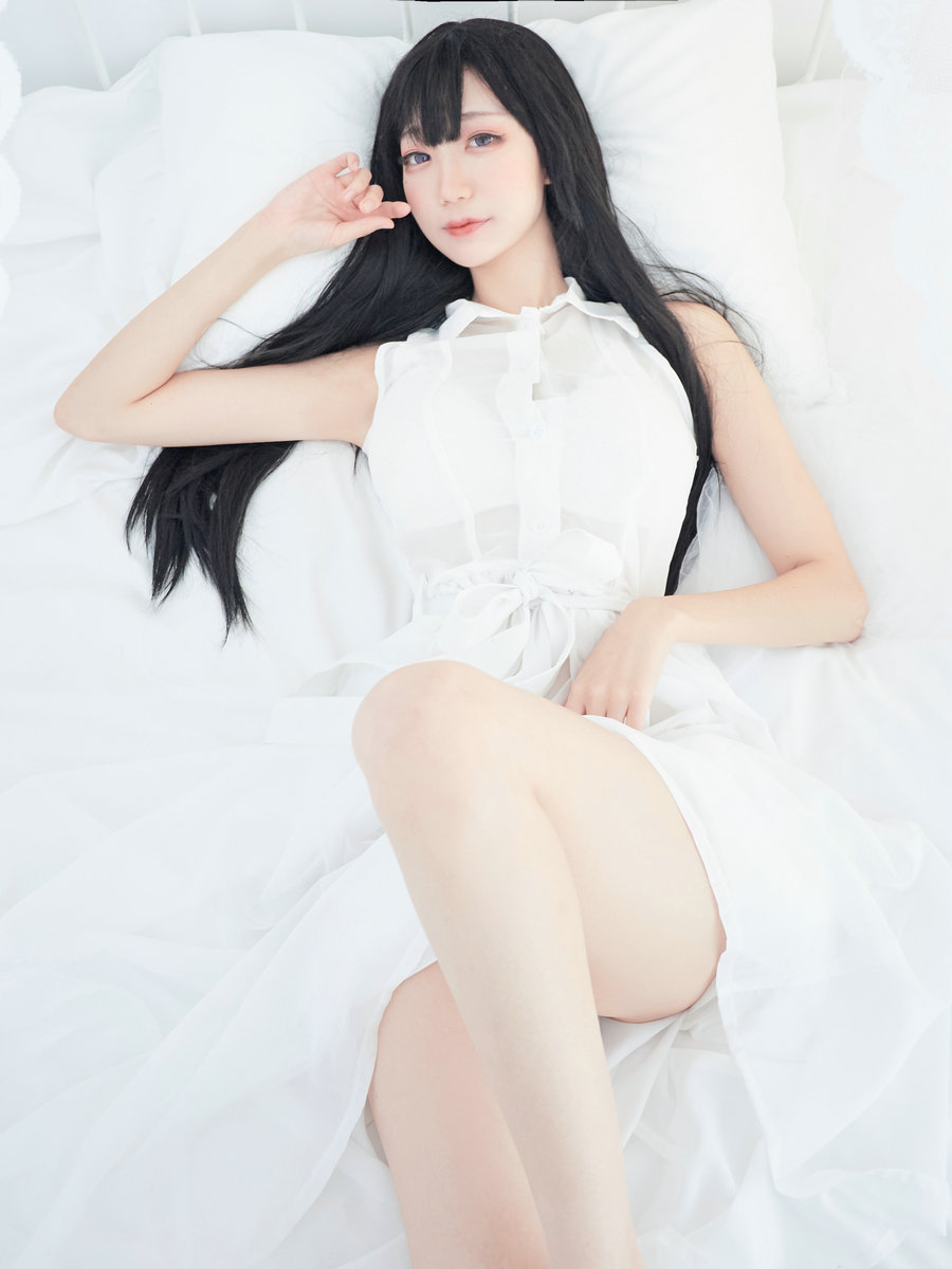 周叽是可爱兔兔 - 恶魔姐姐 [10P-46MB]