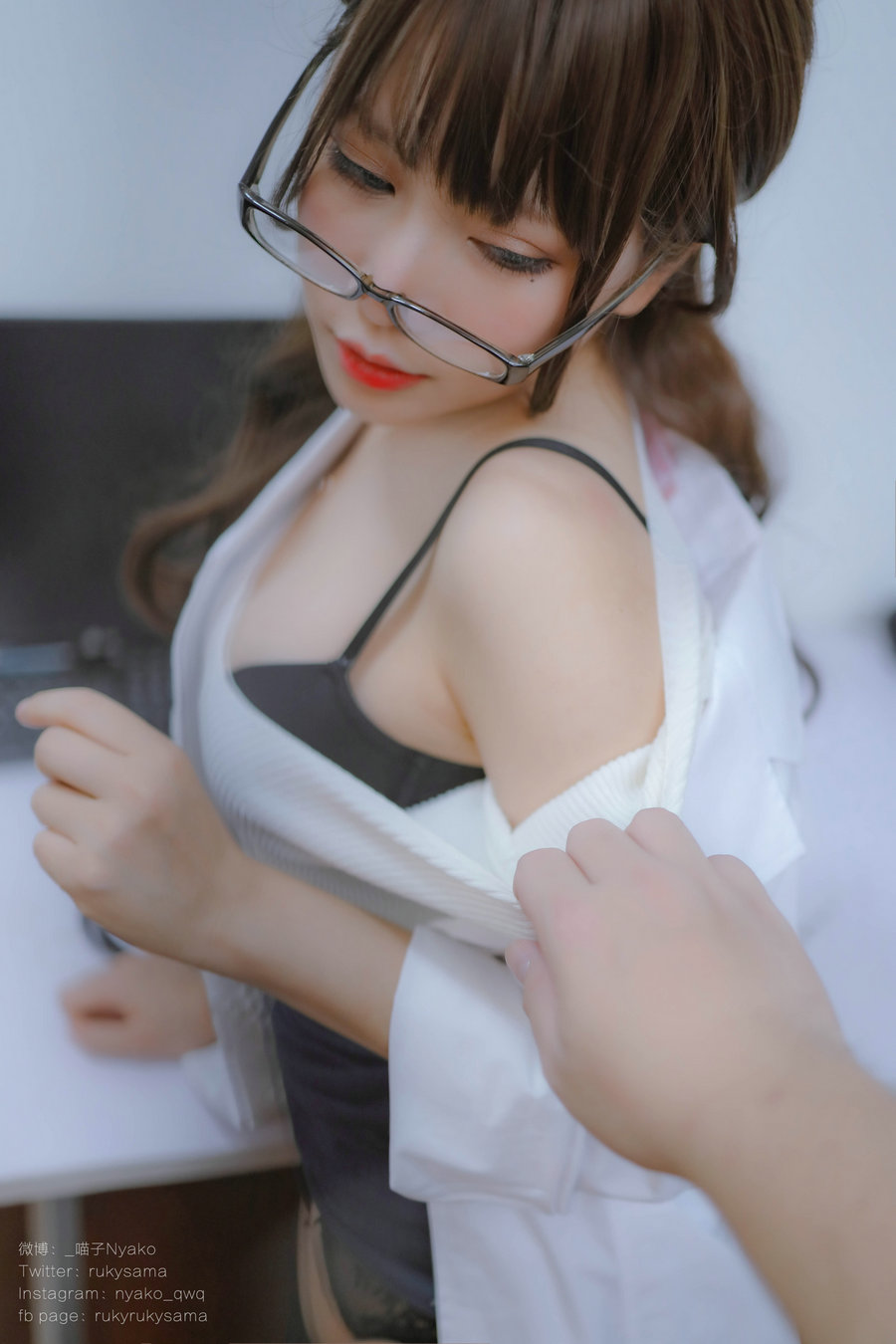 萌妹子Nyako喵子 - 秘密病栋 [130P2V-882MB]