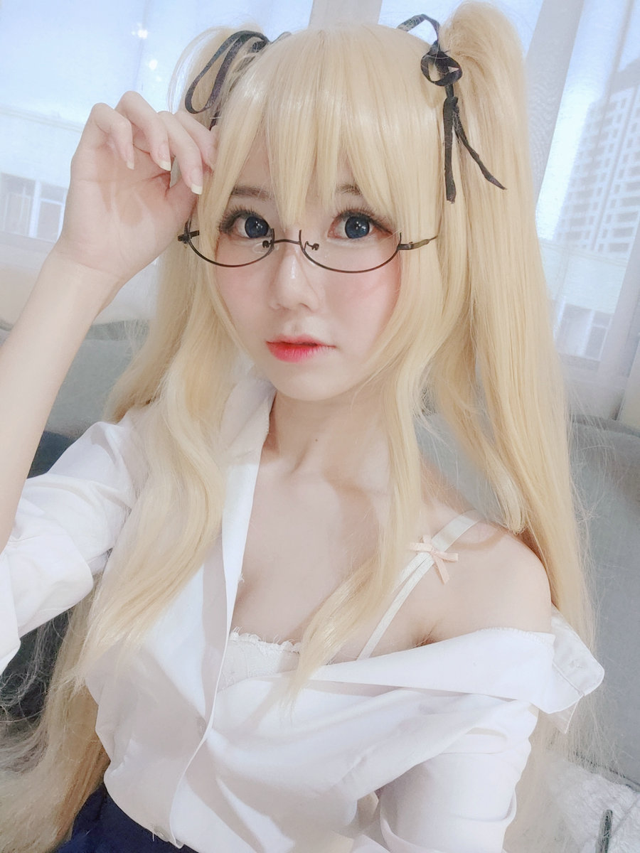 Sally Dorasnow - Eriri School Girl [43P3V-140MB]