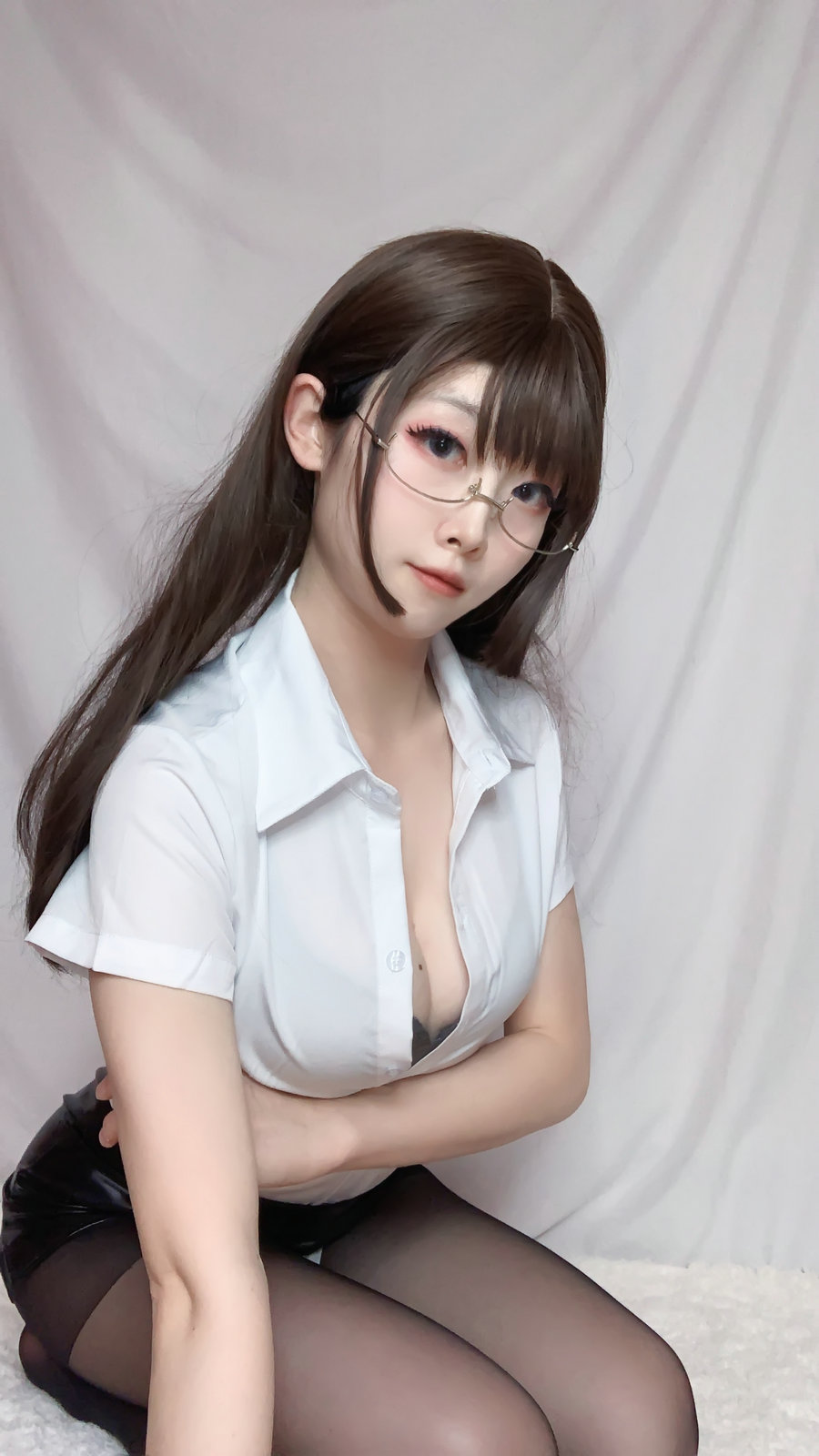 白露很白 - OL教室 [84P2V-234MB]