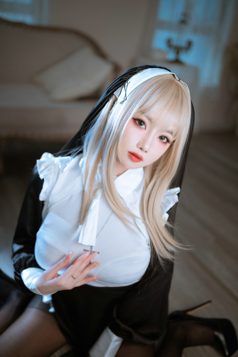白嫩美少女鬼畜瑶 - 修女 [47P-99MB]