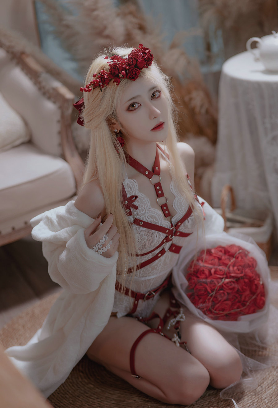 动漫博主南桃Momoko - 玫瑰 [26P-68MB]