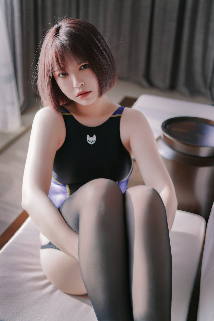 半半子 - 競泳水着を着た彼女 [35P-78MB]