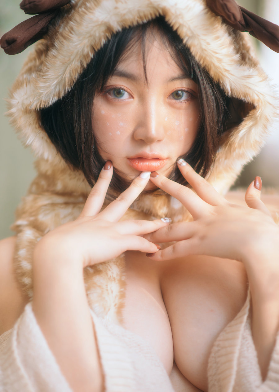 模特野百合 - 圣诞 [34P-275MB]
