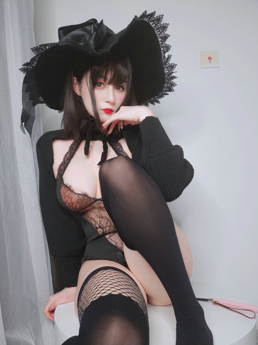 Coser小姐姐白银 - 柴郡魔女 [31P2V-141MB]