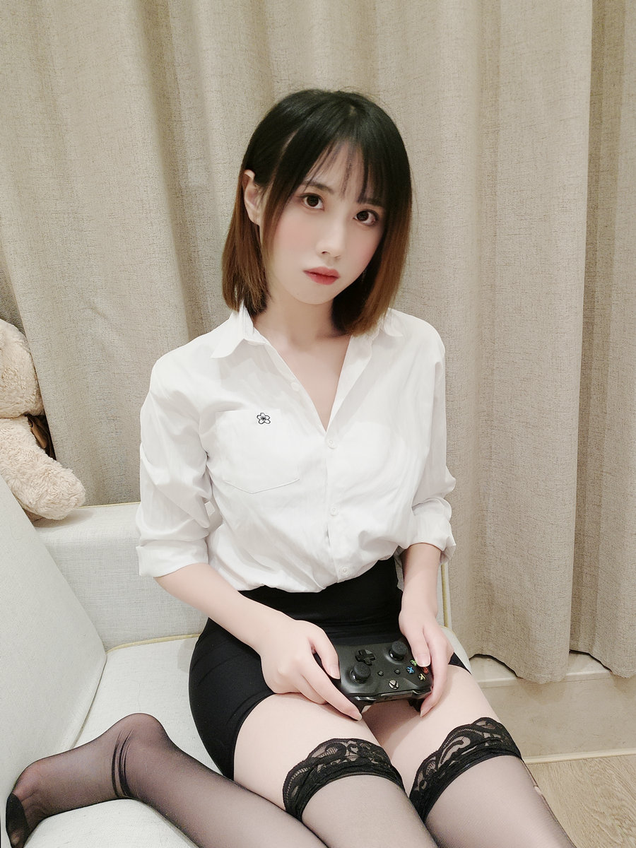 次元少女念雪ww - OL系列 [20P-76MB]