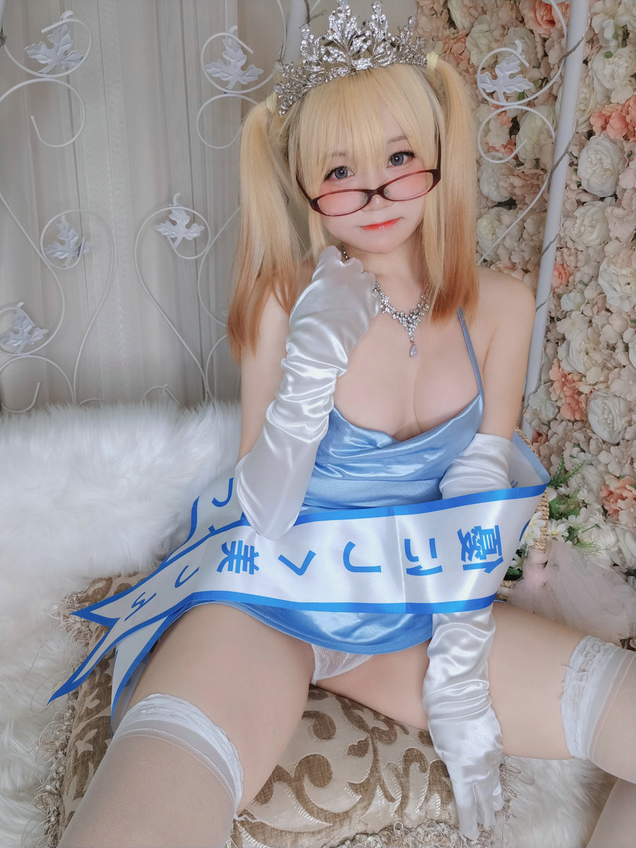萌妹子Coser摇摇乐yoyo - 闪光色 [134P-353MB]
