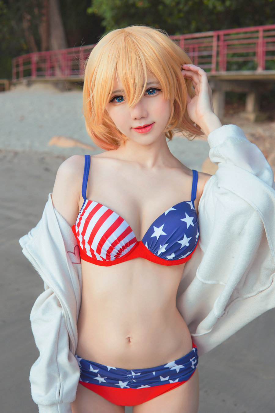 Sally Dorasnow - Mami-Bikini [25P-123MB]
