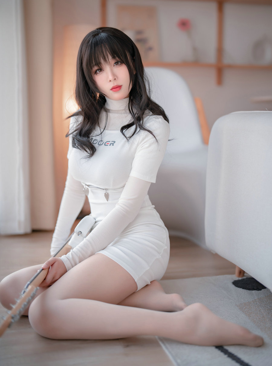 轩萧学姐 - 吉他妹妹 肉丝套 [61P-108MB]