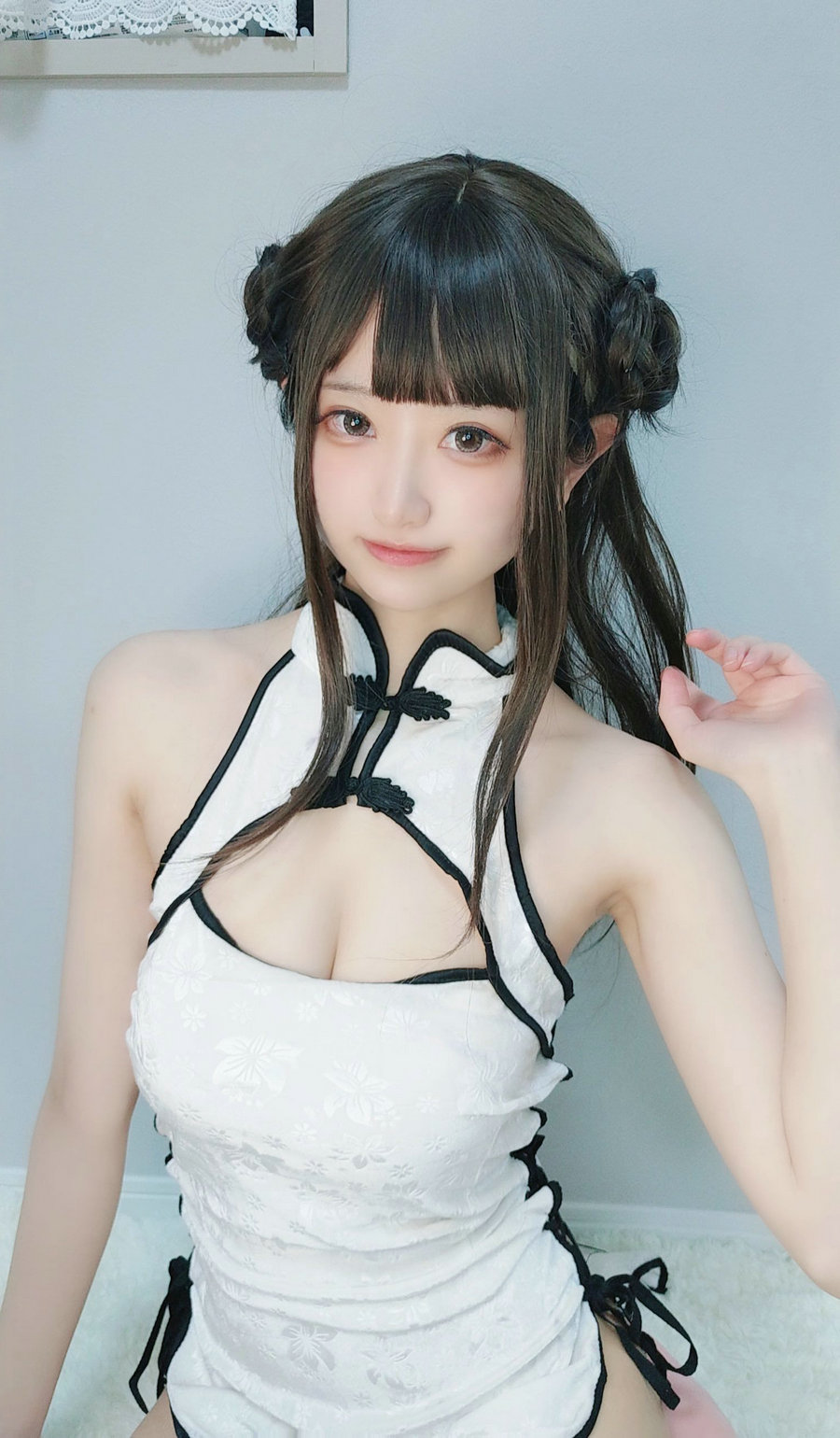 千阳(ちよ) - 旗袍 [15P-17MB]