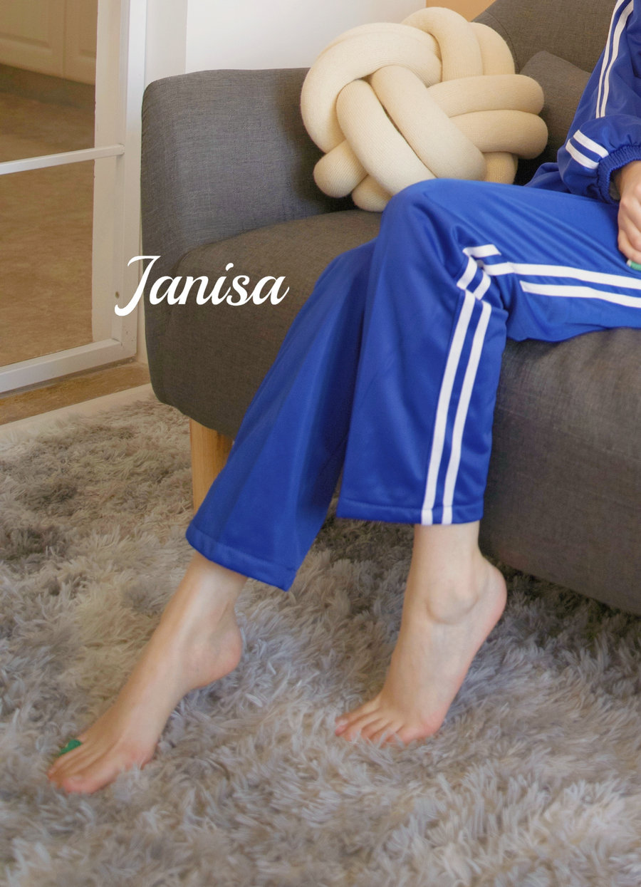 Janisa - 那些年 [18P-168MB]