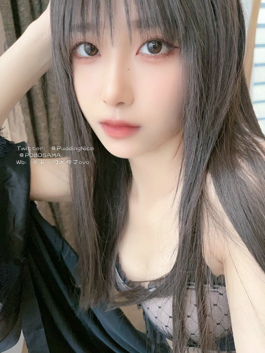 布丁大法 - 黑丝蜜桃 [15P-72MB]