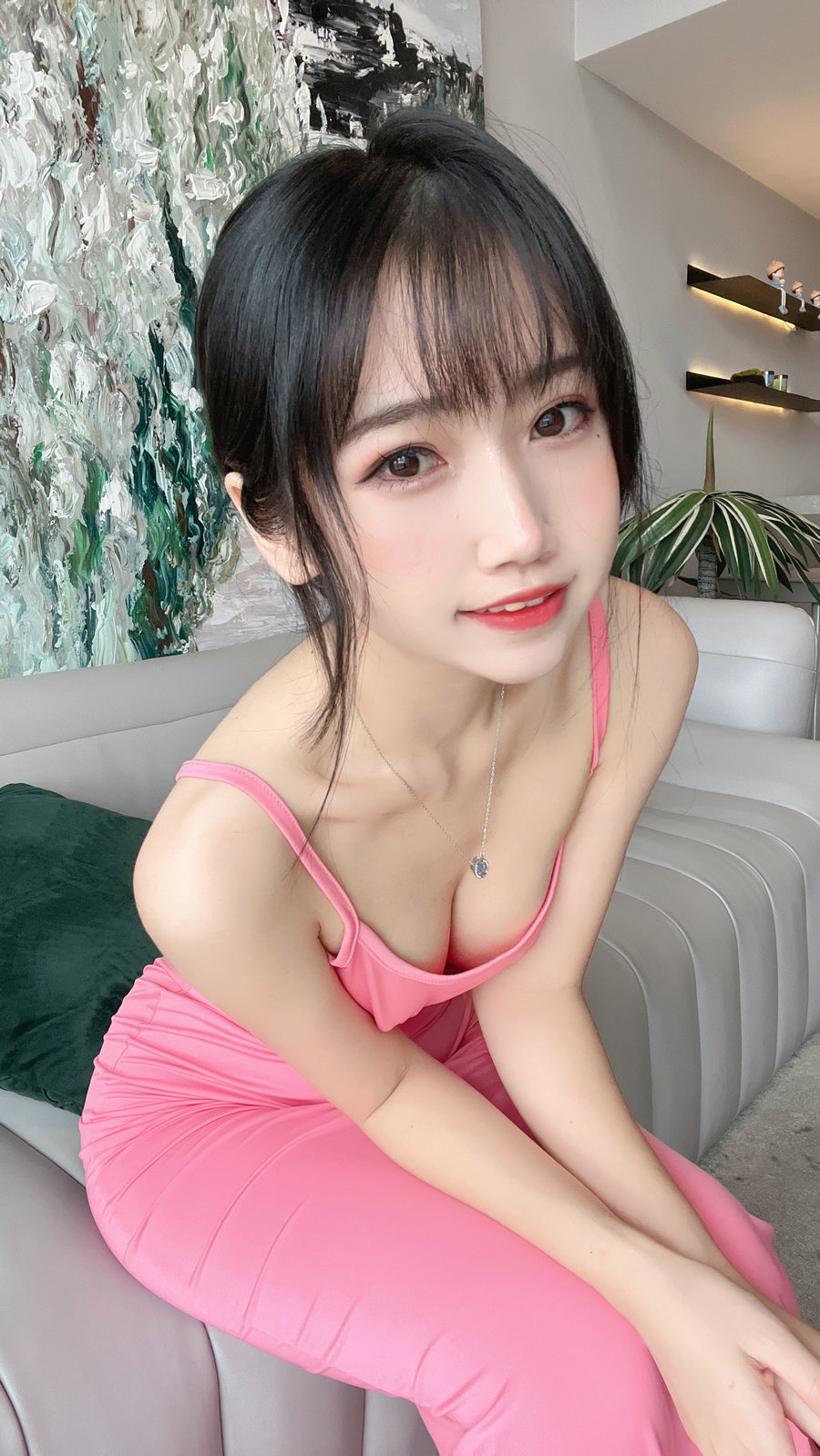 微博人气Coser不呆猫 - 浴室粉色激凸人妻 [39P1V-420MB]