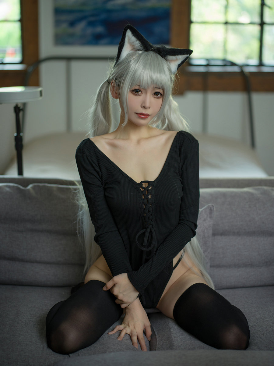 樱岛嗷一 - 黑猫针织衫连体衣 [57P1V-355MB]