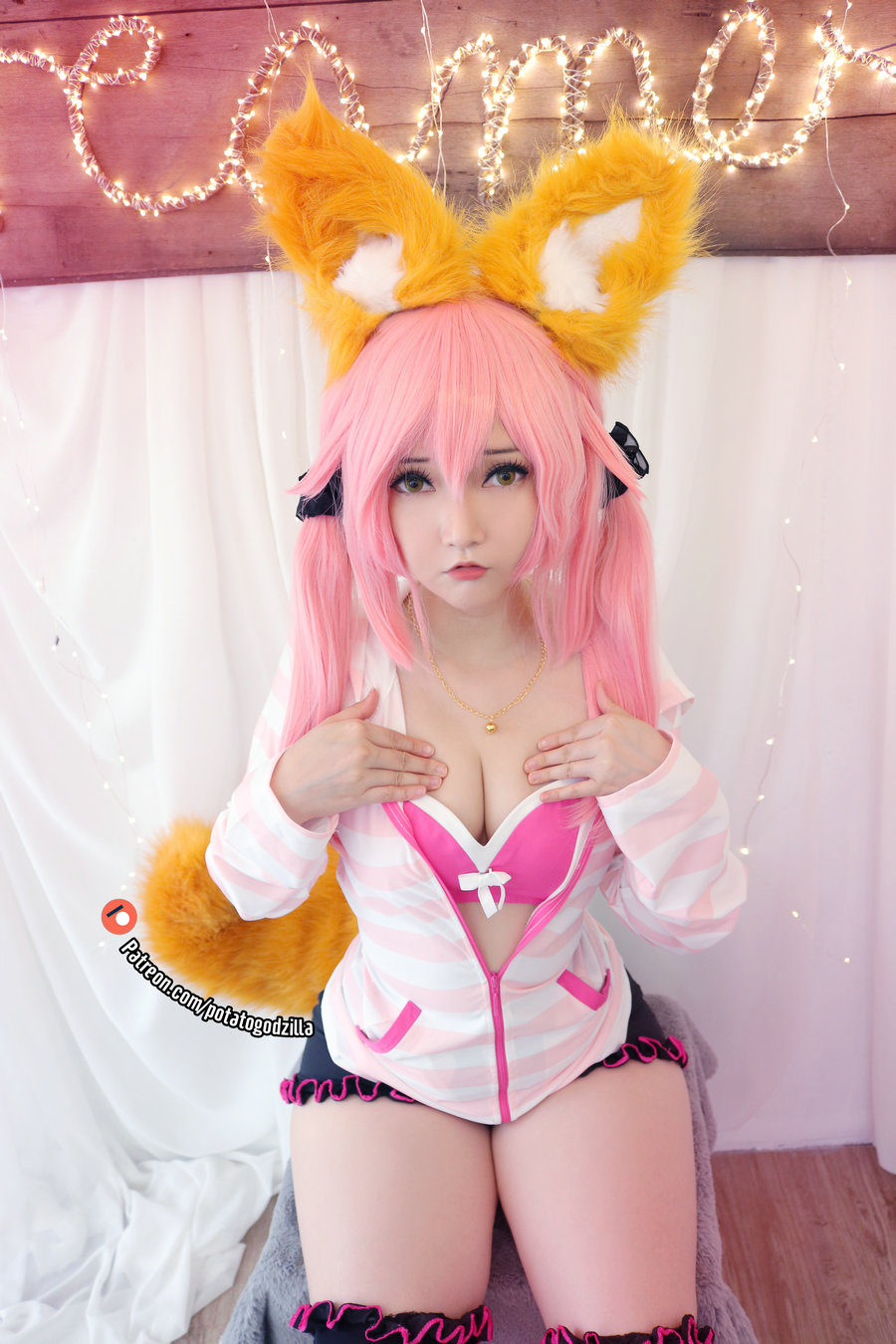 Coser小姐姐Potato Godzilla - Tamamo School Uniform [50P-221MB]