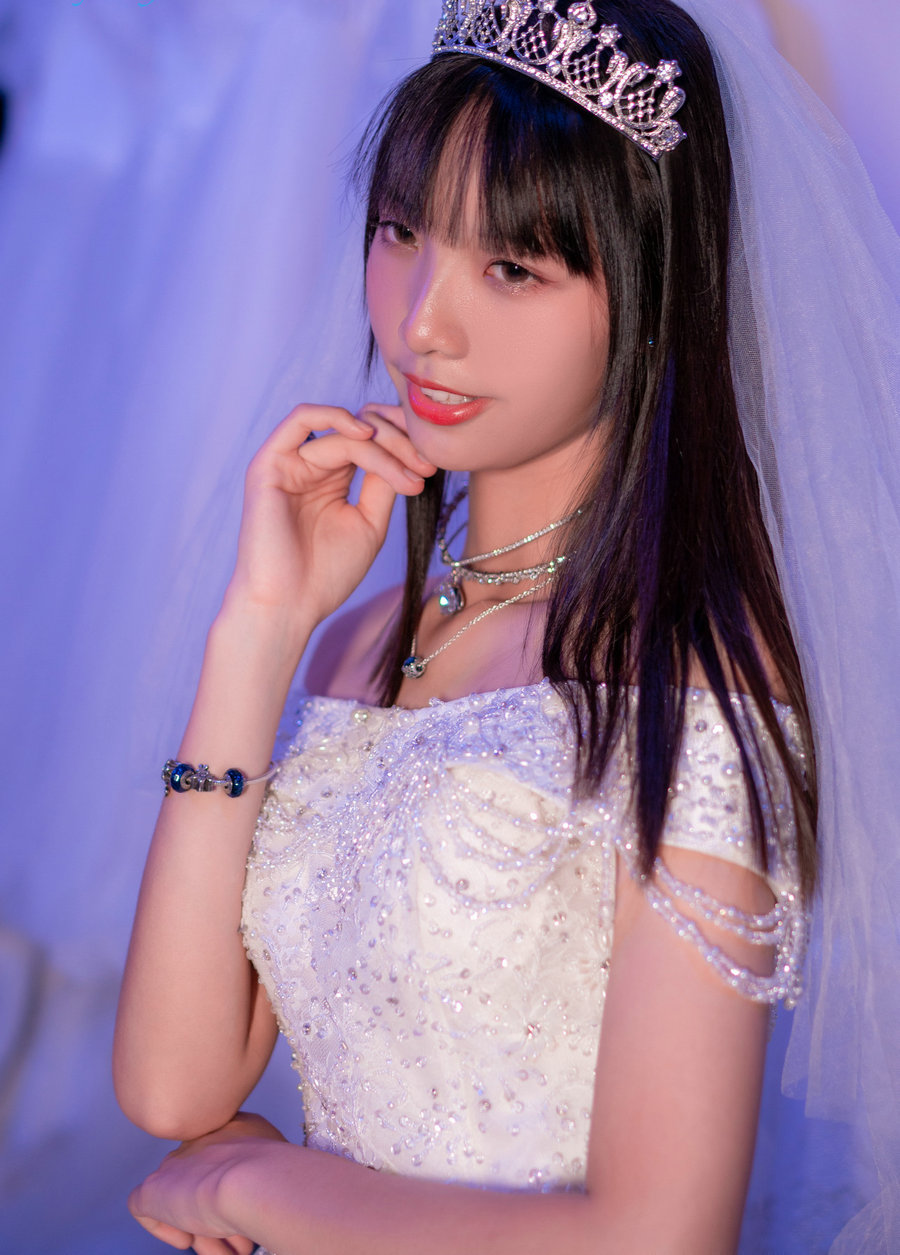 清纯妹子西瓜 - 纯白花嫁 [77P-86MB]