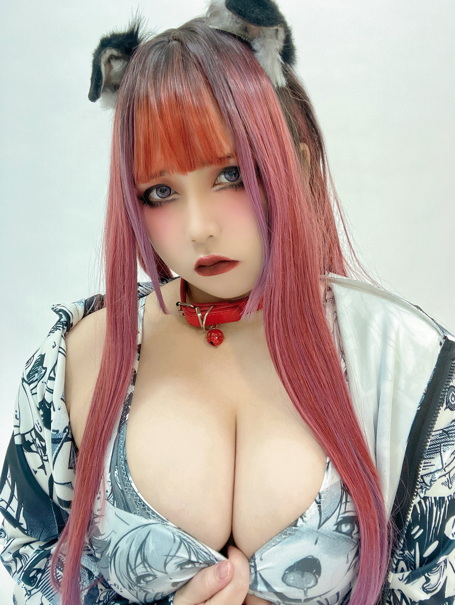 Uy Uy - Ahegao Goth GF [51P-77MB]