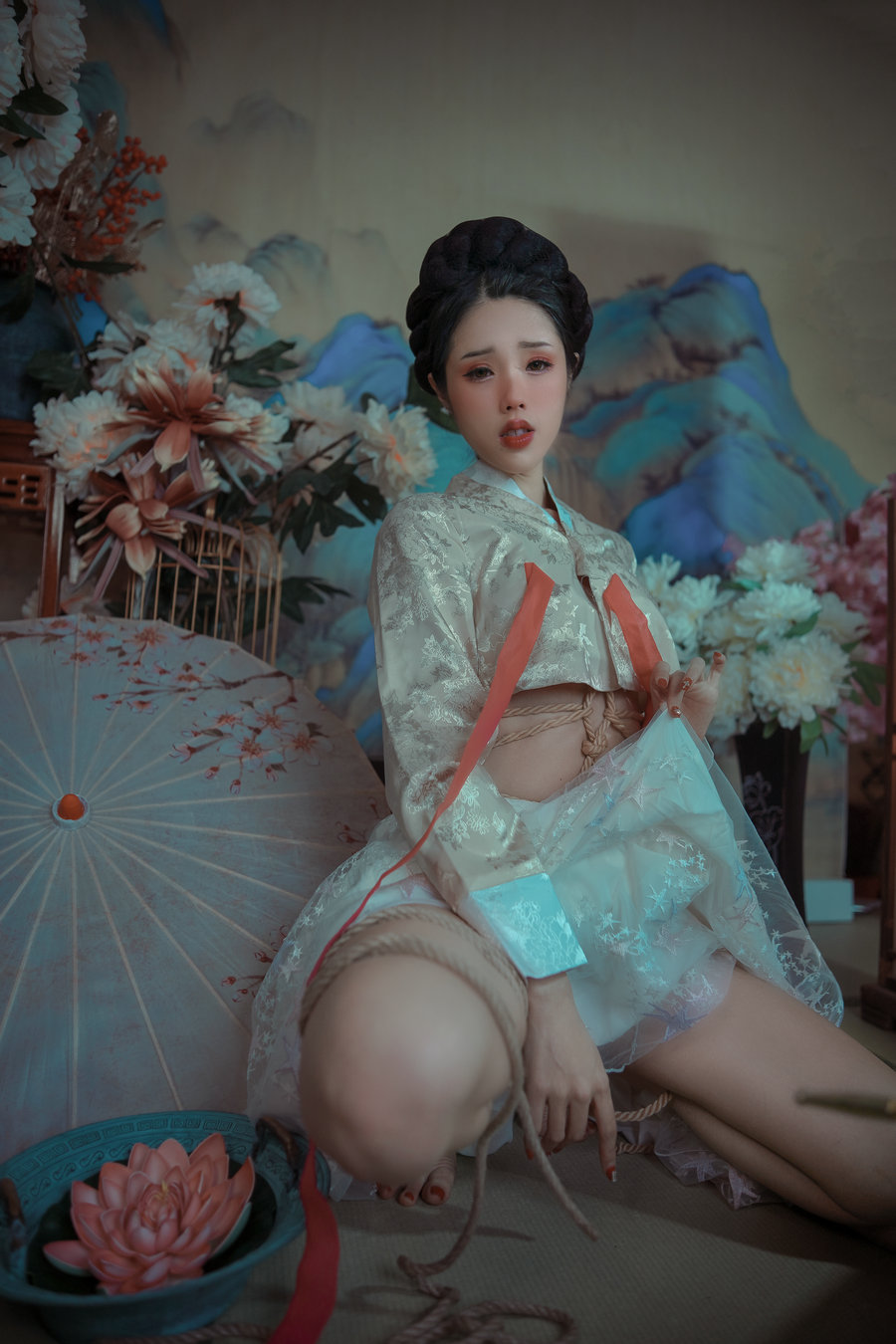 钛合金大粑粑 - 霜花店 [55P1V-1.47GB]
