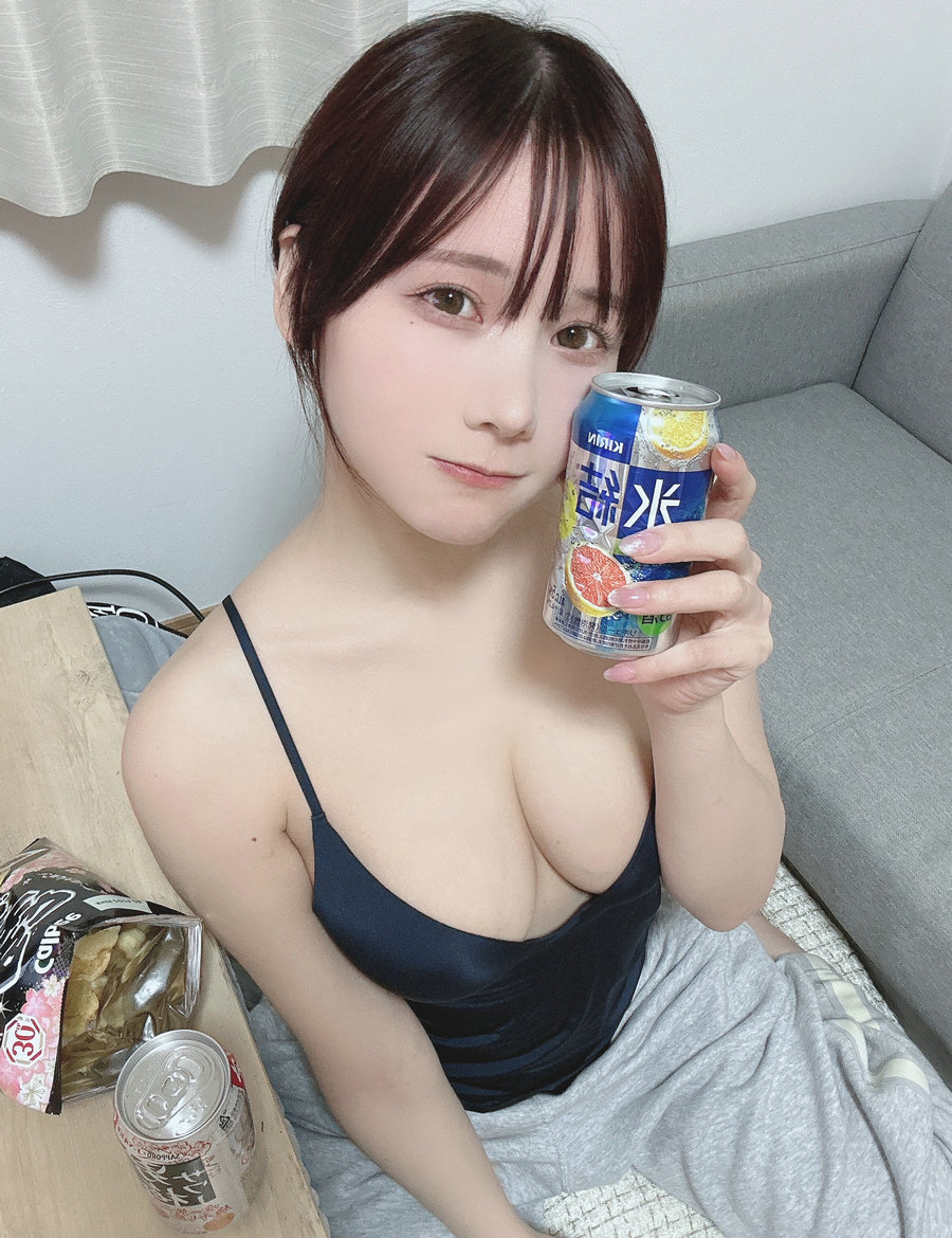 日本甜美COSERけんけん[fantia] 2024.03 写真合集 [207P5V-2.38GB]