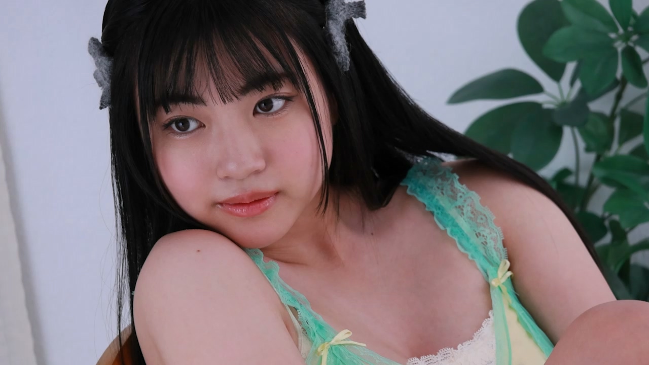 [Minisuka.tv] Maaya Obana 小花真彩 - Regular Gallery Clip MOVIE 7.02 [262MB]