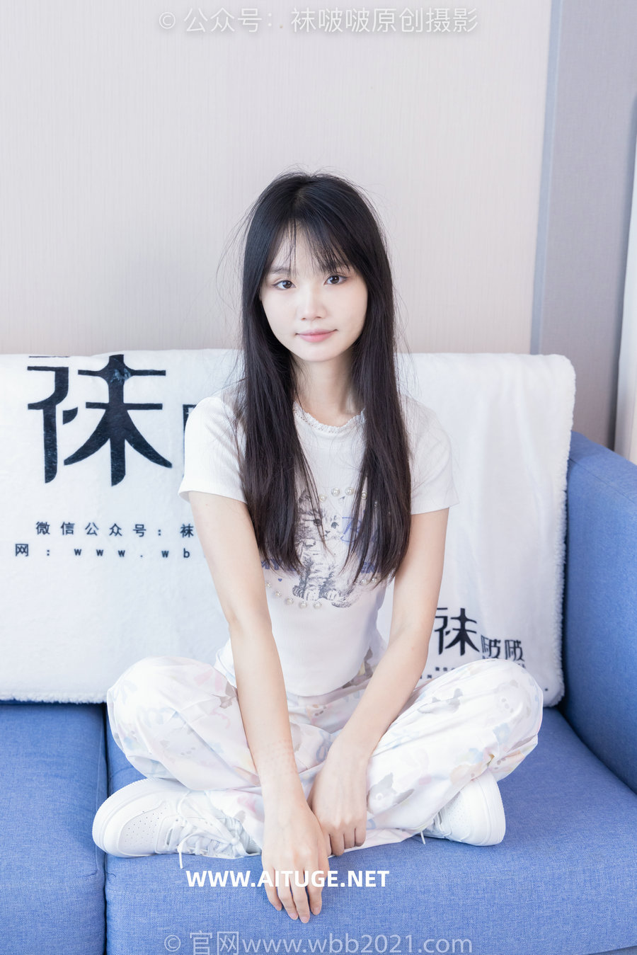 BoBoSocks袜啵啵 No.550 甜甜圈-板鞋自然穿脏白棉袜 [148P1V-5.90GB]