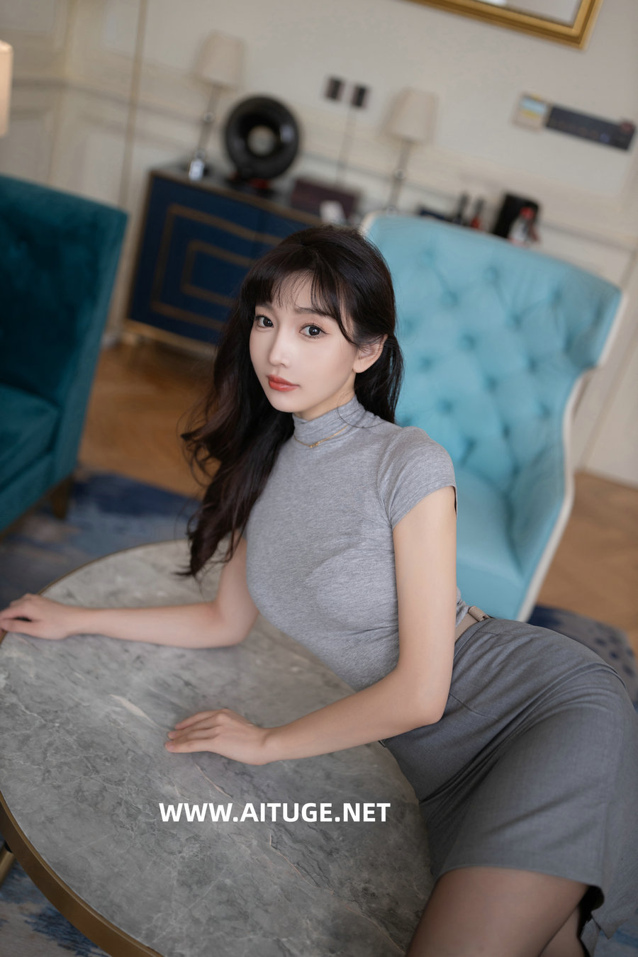 陆萱萱 - 灰色OL [90P-1.13GB]