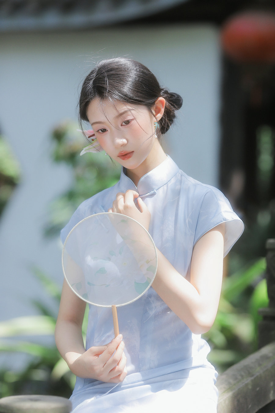 [YITUYU]艺图语 2025.05.16 她是一朵清丽的百合花 铜萱柒 [37P-450MB]