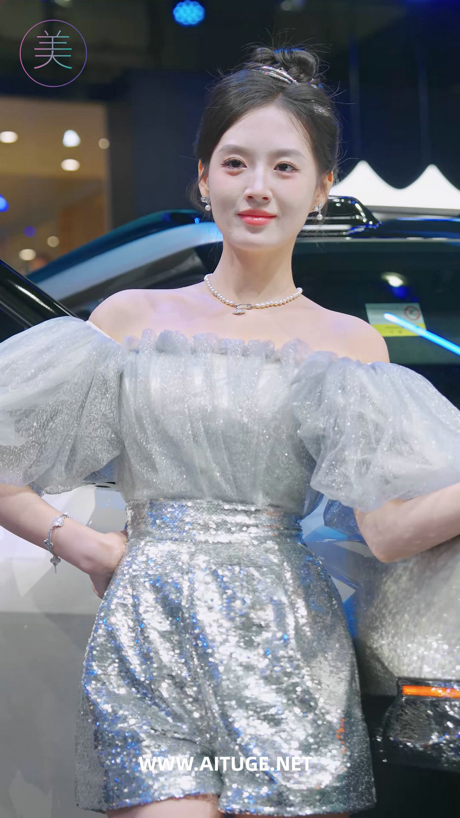 2024 广州车展 网红美女车模 beautyleg LOOKBOOK 88 [223MB]