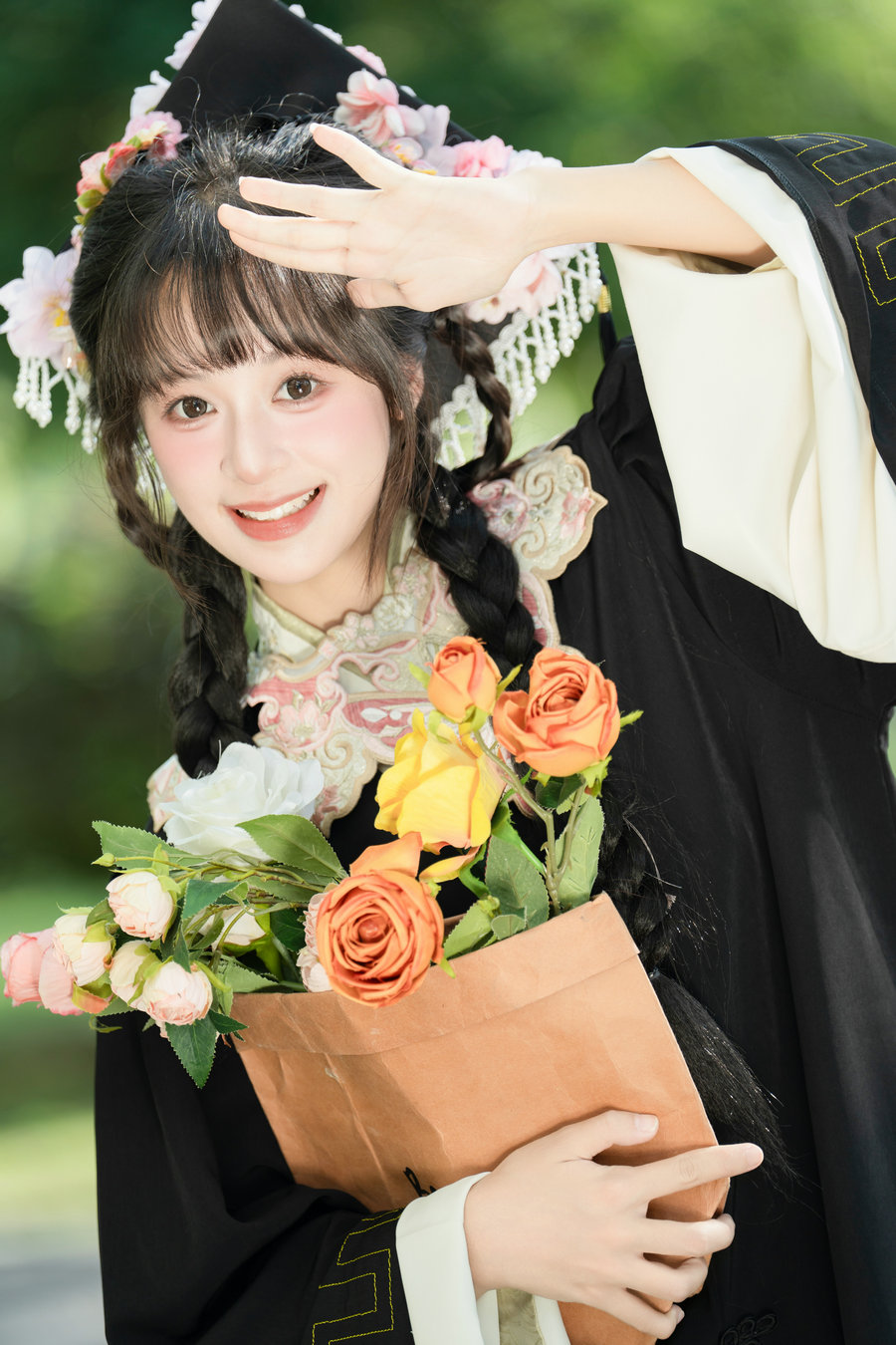 [YITUYU]艺图语 2025.05.29 簪花学士服 夏芋小年 [27P-727MB]