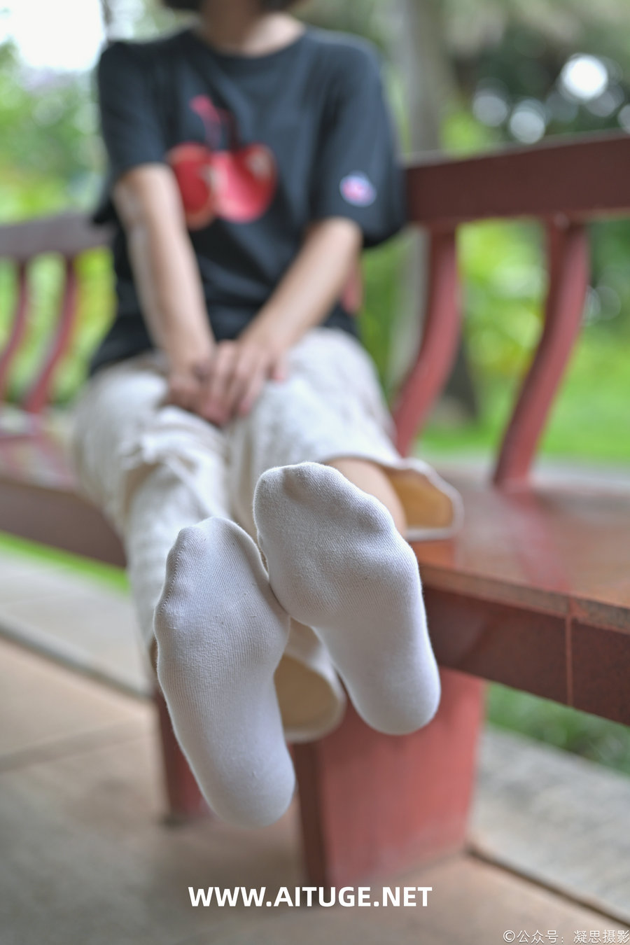 凝思摄影 No.031 小睿-T恤、短白袜、平底鞋 [144P1V-5.27GB]