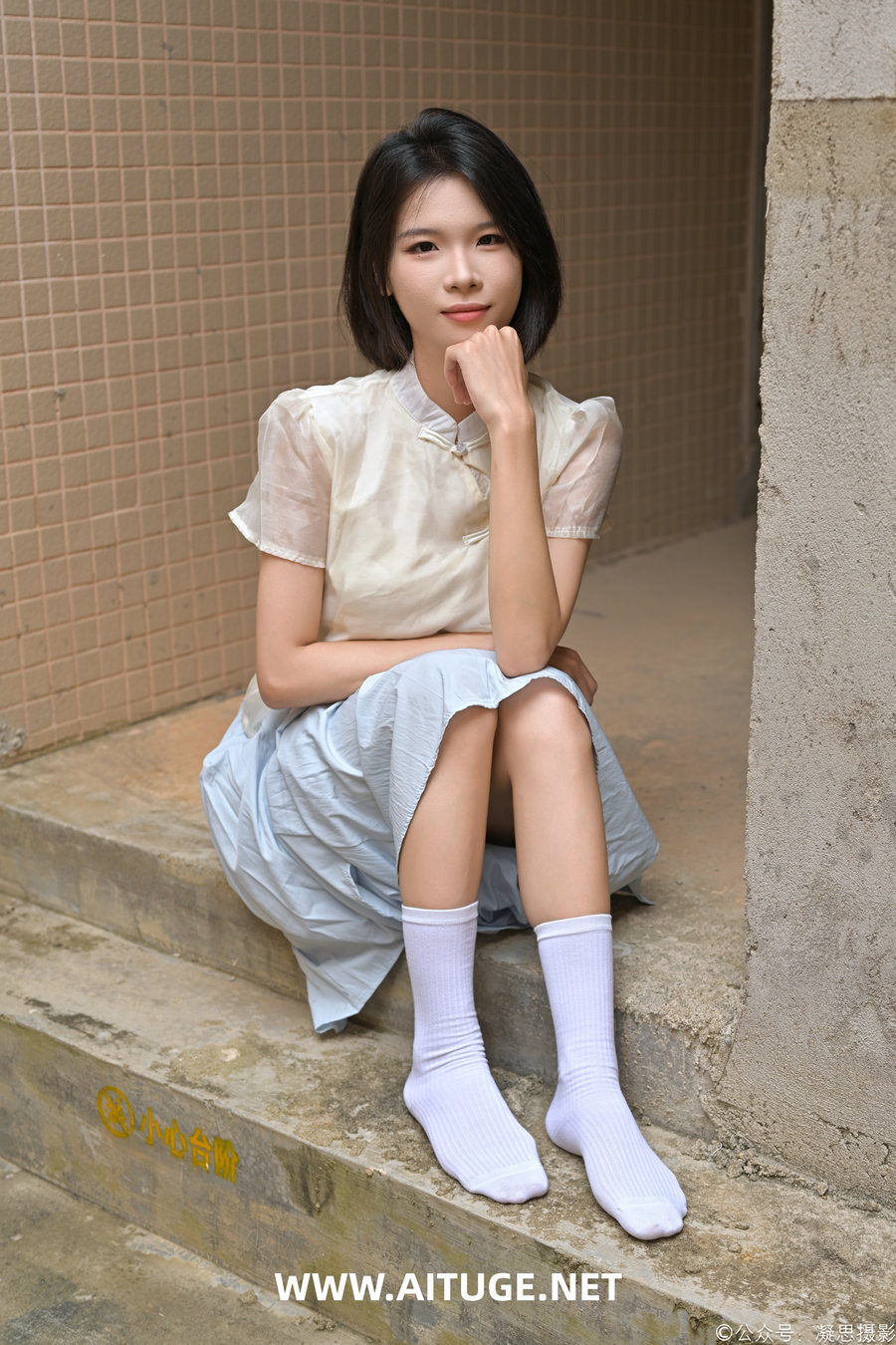 凝思摄影 No.020 小睿-长裙、短白袜、平底鞋 [130P1V-4.20GB]