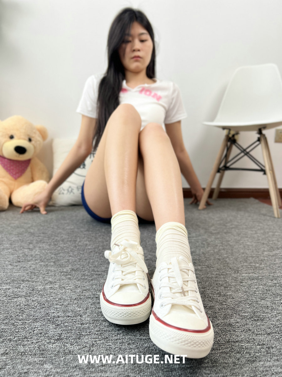 三禾摄影 No.027 牛仔短裤 棉袜 帆布鞋 [213P1V-1.22GB]