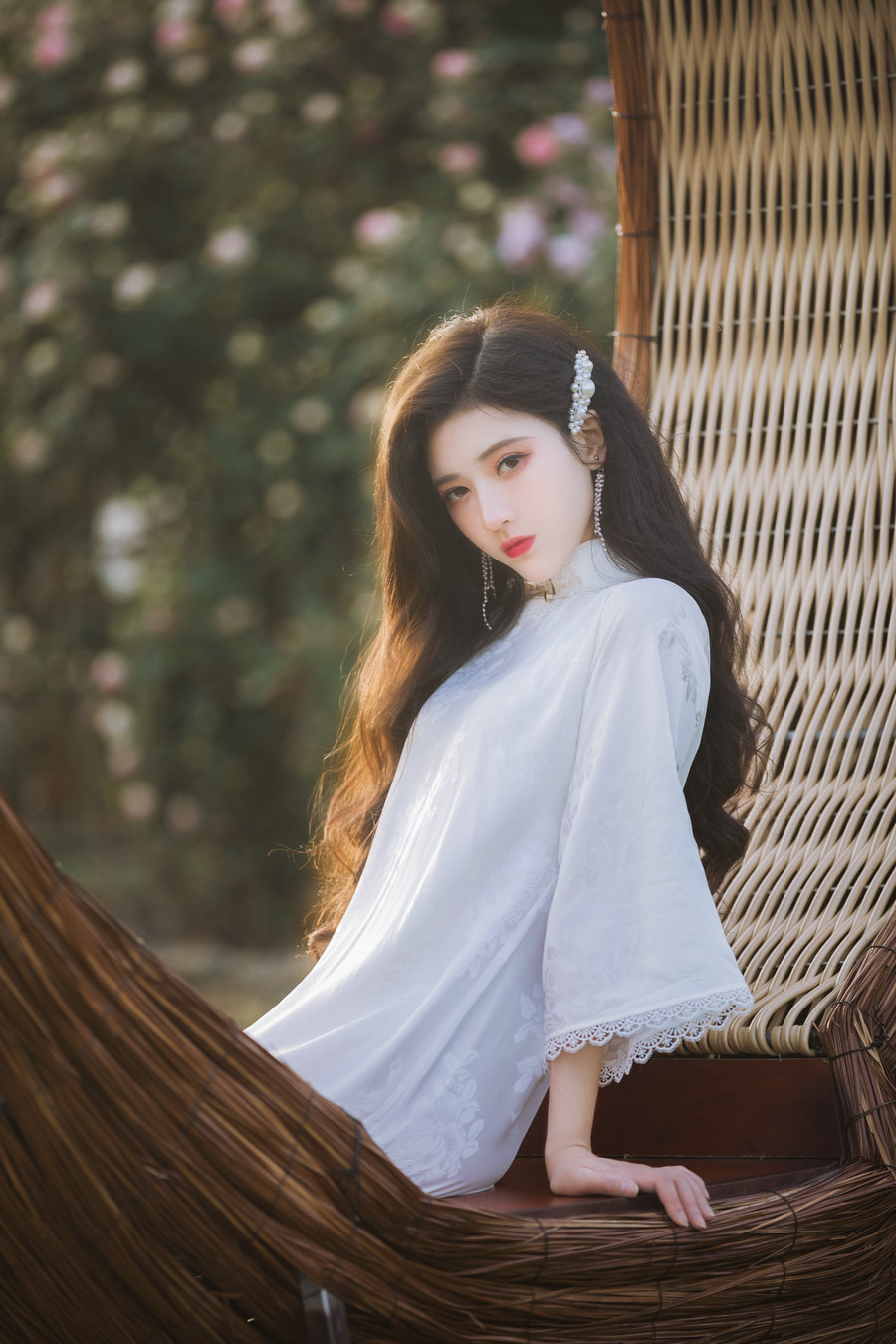 [YITUYU]艺图语 2025.06.12 绮梦绽放 当初叫人家小田田 [14P-180MB]