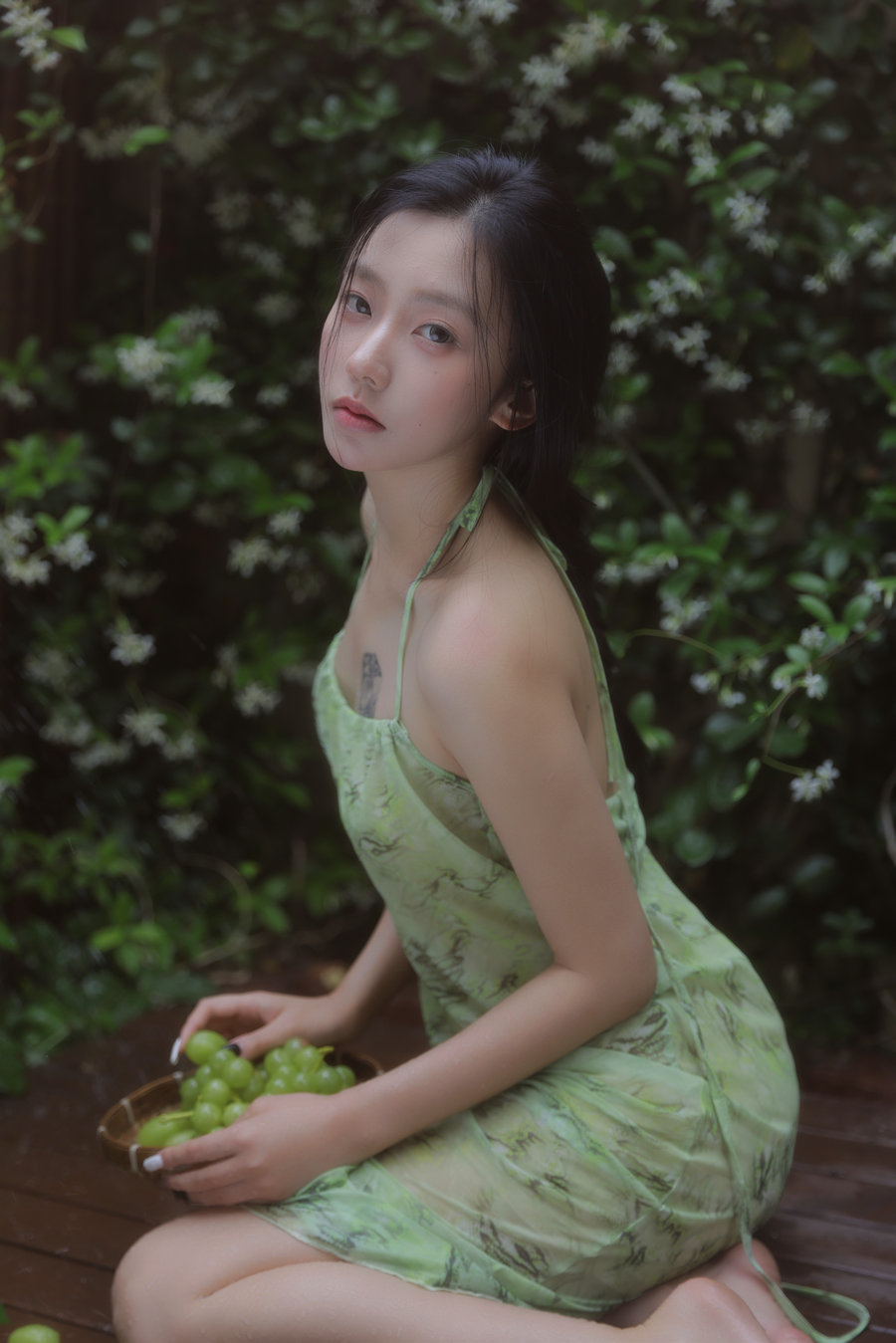 [YITUYU]艺图语 2025.06.17 夏日青提 duo朵 [28P-378MB]