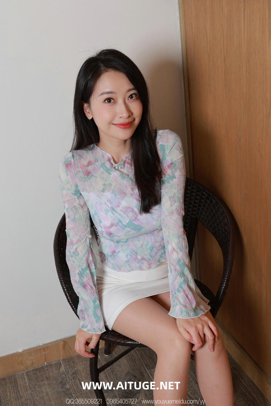 IESS异思趣向 - 模特：小婕《花袖子（上）》[85P-81MB]