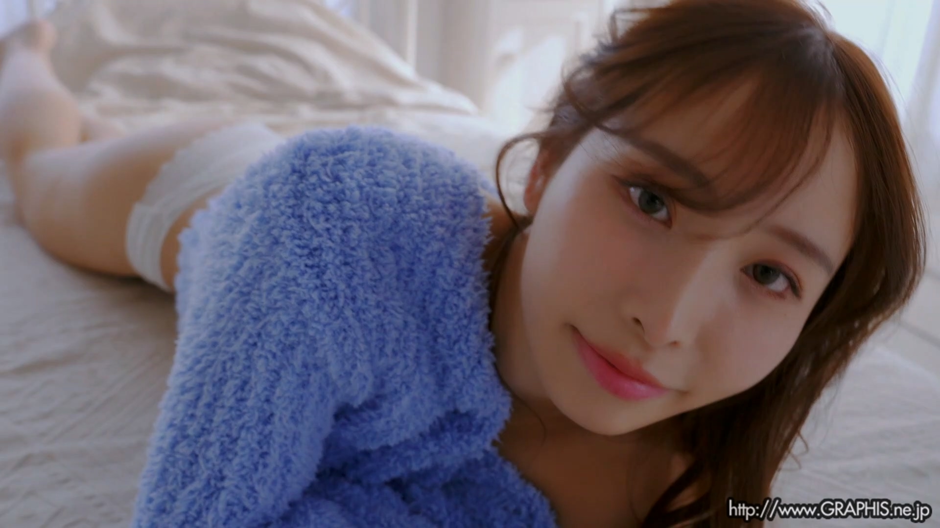[Graphis] Sora Honda 本多そら『 chill with 』MOVIE 05 [269MB]