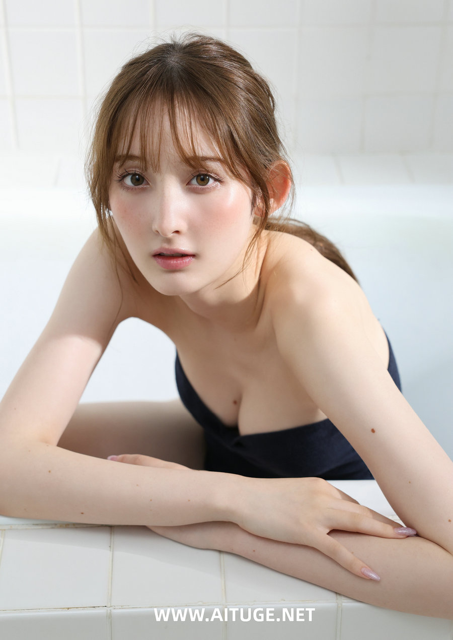 菜那セシル - Sweet and Bitter. [57P79MB]