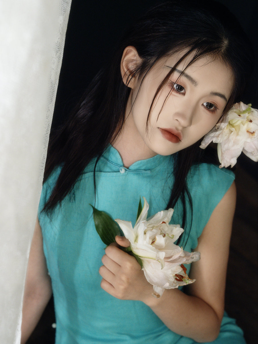 [YITUYU]艺图语 2025.10.22 玉曼曼 corleone [16P-370MB]