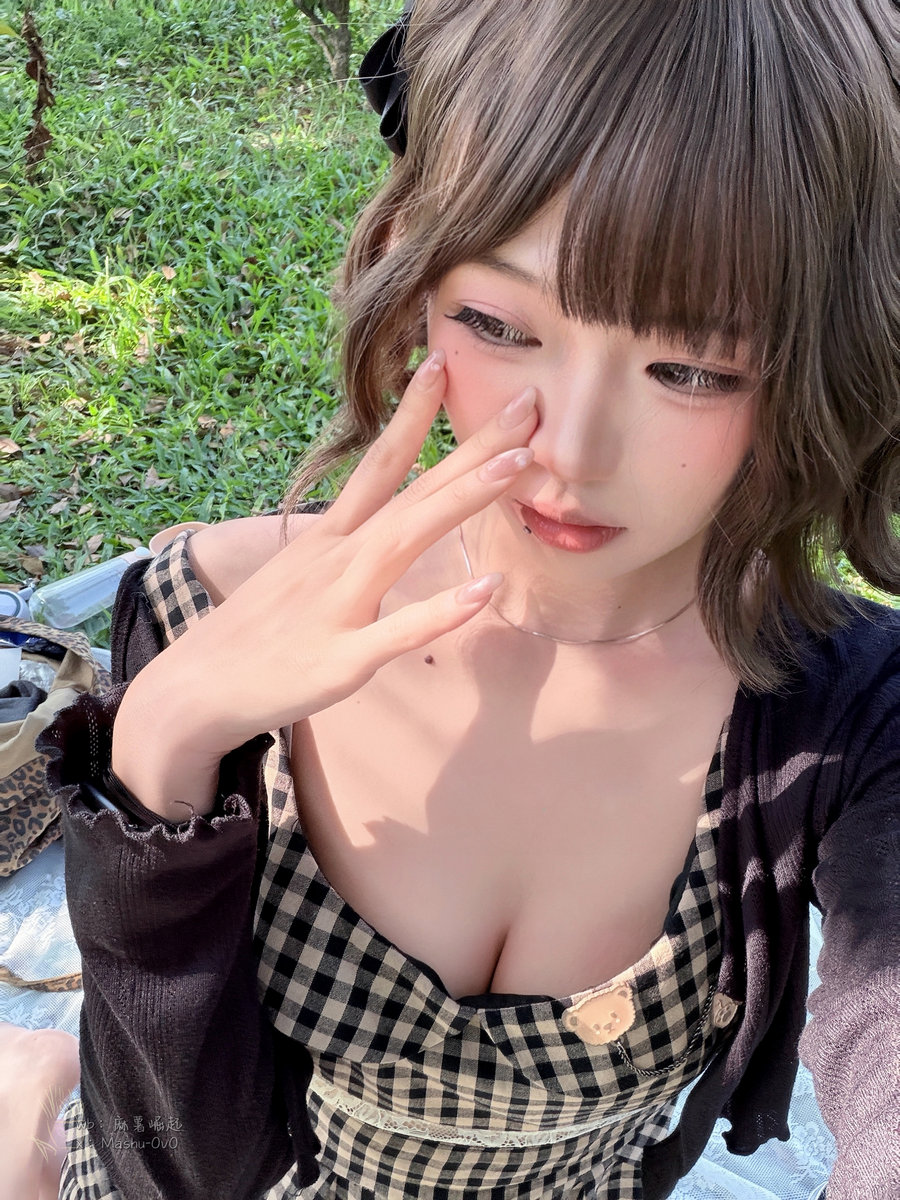 麻薯好吃 - 绿意深处的邀约 [92P-1.44GB]