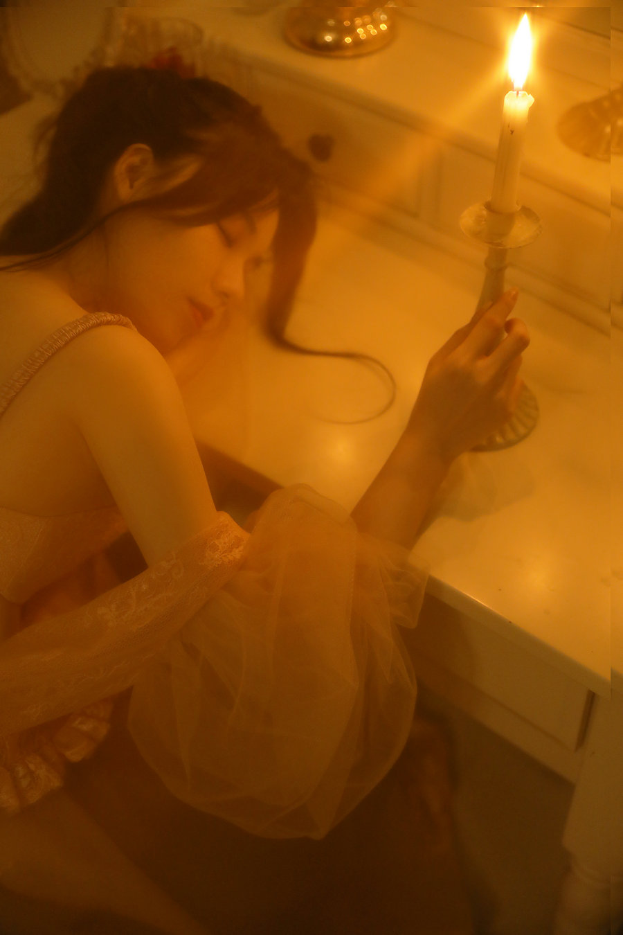 [YITUYU]艺图语 2025.10.30 烛光 糖糖 [10P-56MB]