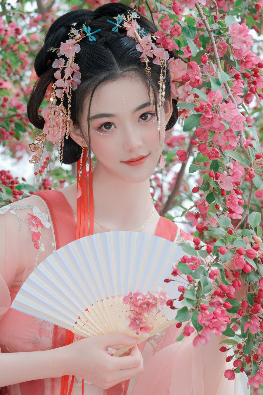[YITUYU]艺图语 2025.11.05 春日宴 [37P-1.37GB]