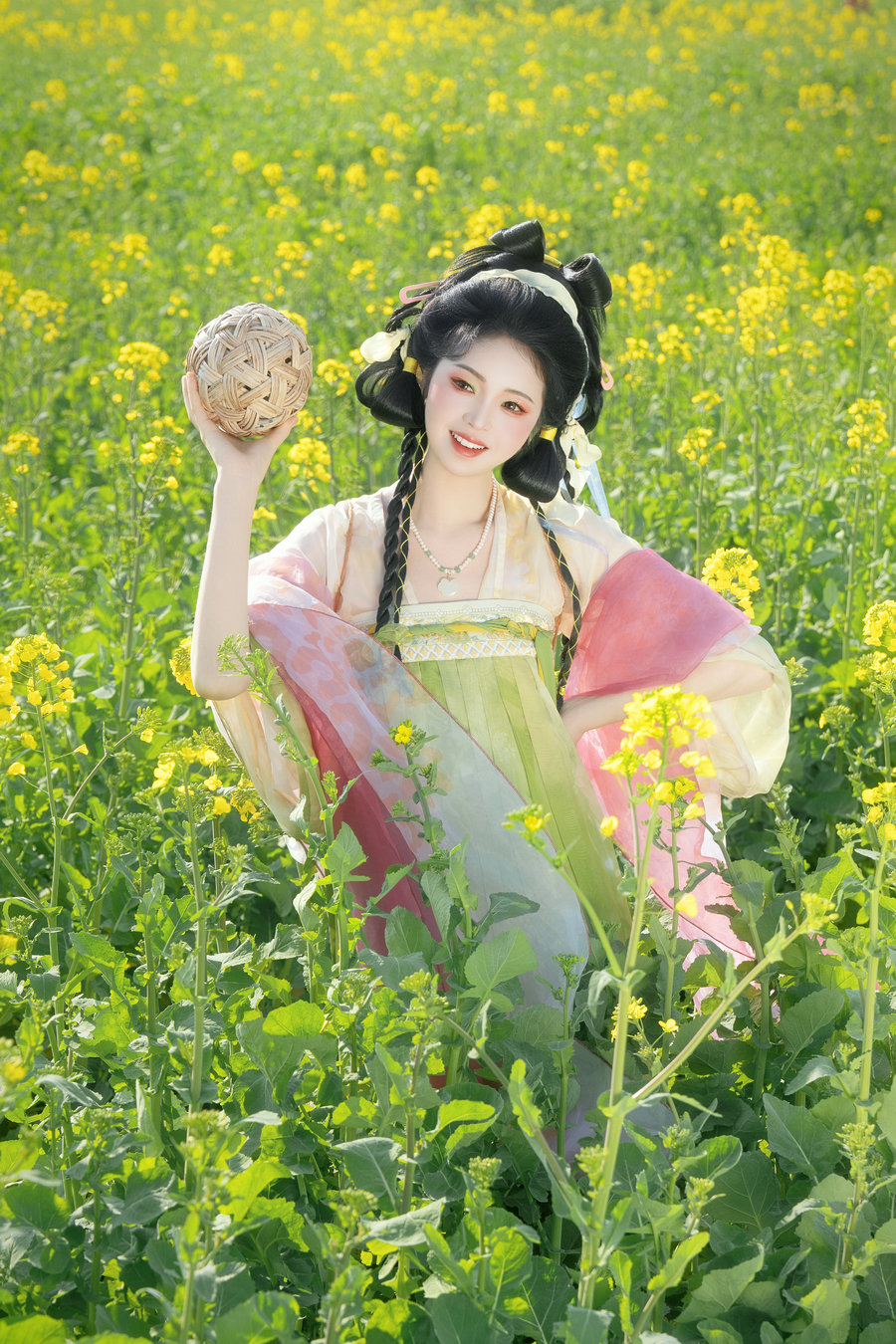[YITUYU]艺图语 2025.11.09 春游 [10P-207MB]
