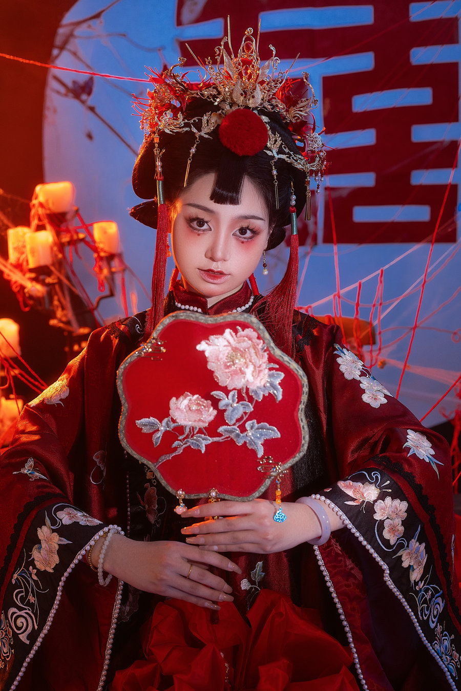 [YITUYU]艺图语 2025.11.16 鬼新娘 九离哩 [12P-322MB]
